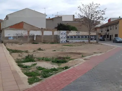 Terreno en 13 de Octubre