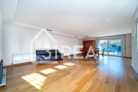Casa pareada en calle de las Islas Marshall
