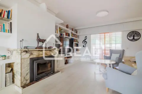 Chalet en calle de Miguel Aracil