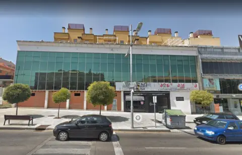 Local comercial a Avenida de Madrid, 41