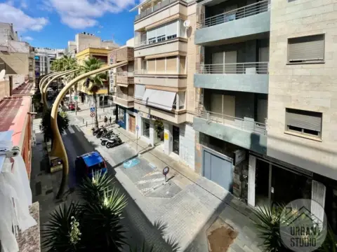 Piso en calle Caballero de Rodas