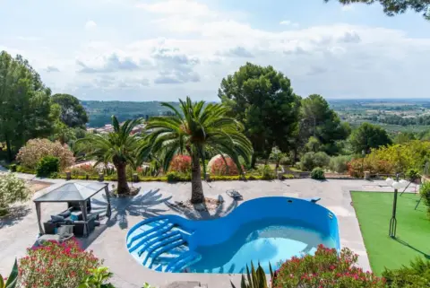 Chalet en Camino Vial Camino