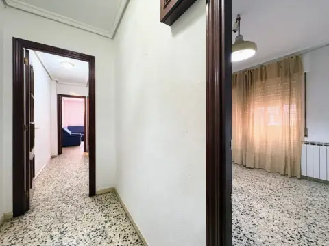 Piso en calle de la Esquila, 18