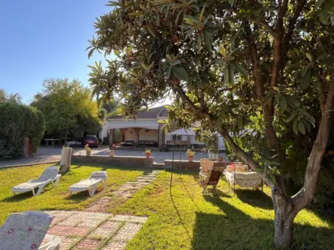 Chalet en Urbanización Injertal de Las Cuevas