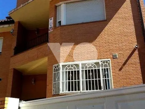 Casa adosada en calle del Puerto del Escudo