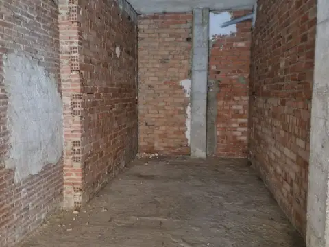 Local comercial en calle Mayor Antigua