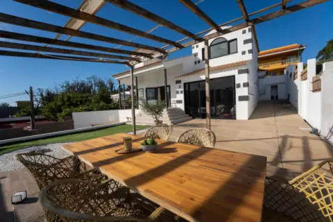 Chalet en Guamasa-Los Baldíos