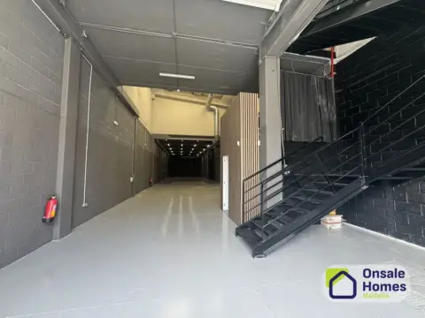 Nave industrial en calle 11C Nva Andaluc, nº 49