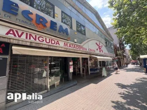 Local comercial en Avinguda de Matadepera