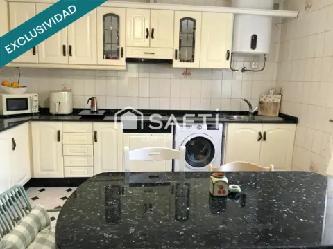 Casa unifamiliar en Orro (Eiroa)