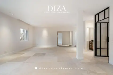 Chalet en calle del Darro