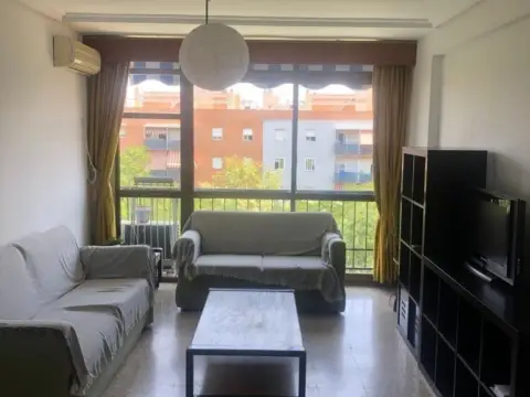 Habitación en Ronda de Triana-Patrocinio-Turruñuelo