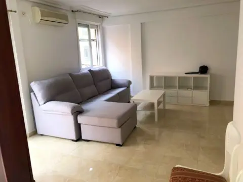 Piso en Ronda de Triana-Patrocinio-Turruñuelo