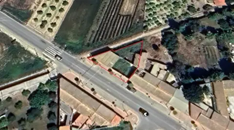 Terreno en Avenida Principal