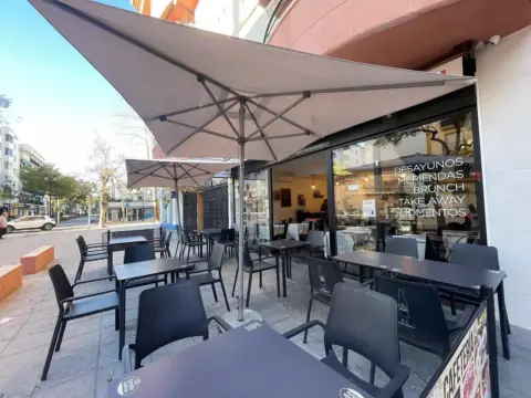 Local comercial en Zona Puerto Deportivo