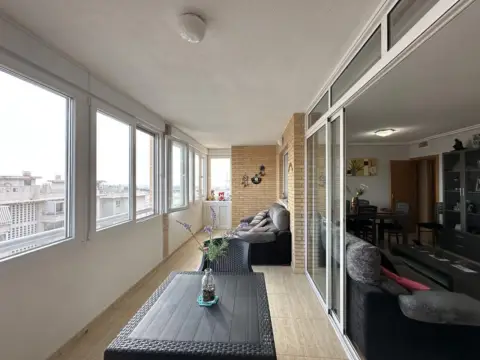 Piso en calle de Brasil