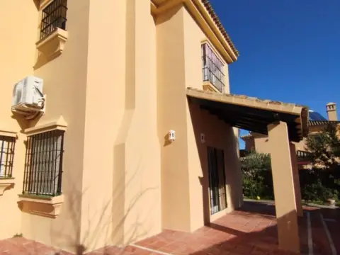 Chalet en Vistahermosa