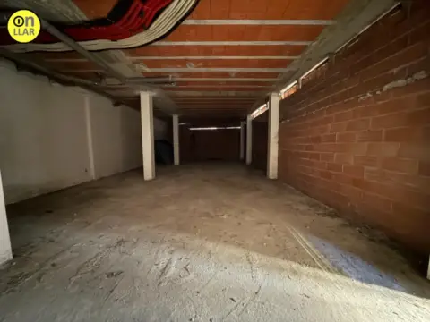 Local comercial en Carrer d'Antoni Gaudí