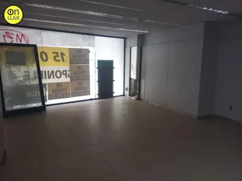 Local comercial en Avinguda de l'Onze de Setembre