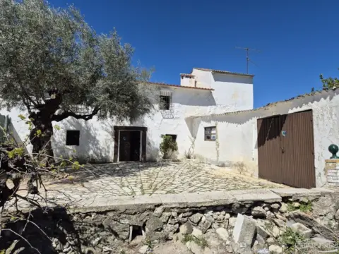 Chalet en calle Diseminados Poleares
