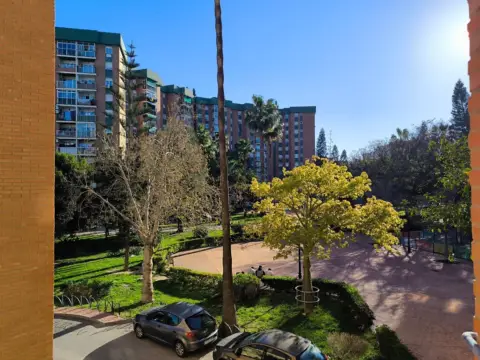 Apartamento en Los Guindos-Parque Mediterraneo-Santa Pa