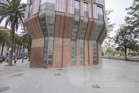 Local comercial en Alameda Principal