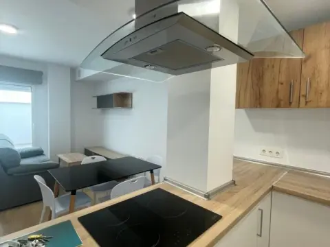 Estudio en calle calle Vicenzo Bellini