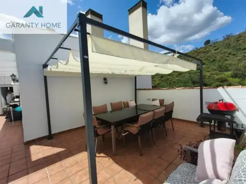 Ático en calle Estados Unidos