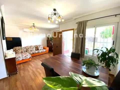 Casa pareada en Carrer Herba Lluisa