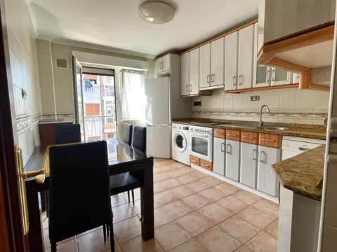 Piso en calle Sarrikue Auzoa