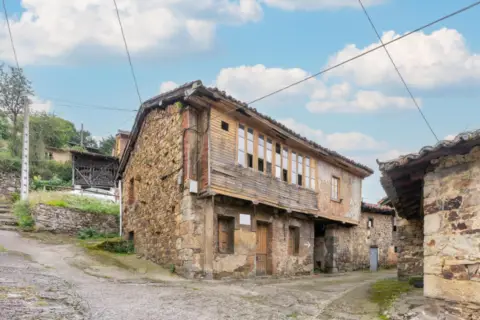 Casa en calle Urbies, nº 120