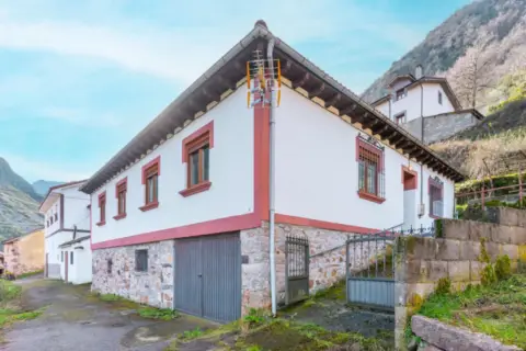 Casa en calle Lugar Villar Vildas, nº 24