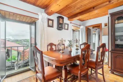 Casa en calle Biescas, nº 2