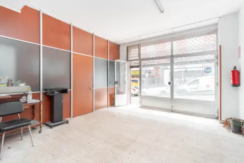 Local comercial en calle de Augusto Junquera, 32
