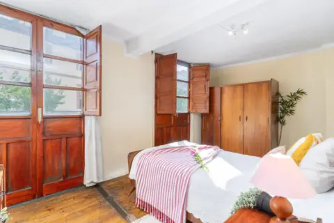 Casa adosada en calle del Campo de Golf de Las Caldas, nº 19