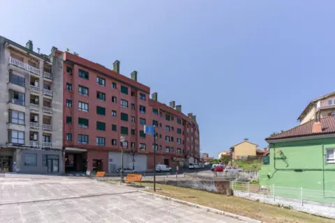 Piso en calle Antonio Mtez Vega, Medico, nº 1