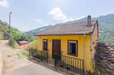 Casa en calle Huertomuro, nº 7