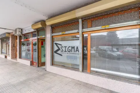 Local comercial en calle del Cruce, 3