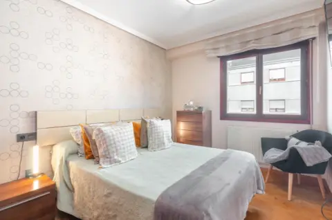 Piso en calle de Teverga, 3