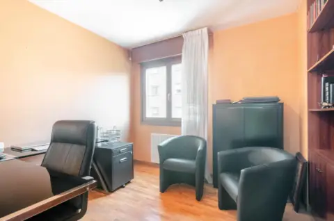 Piso en calle de Somiedo, 18