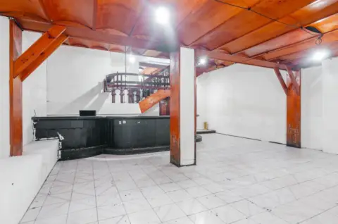 Local comercial en calle de Muñoz Degrain, 3