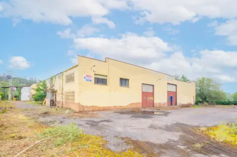 Nave industrial en Barrio Iría Nargua, 60