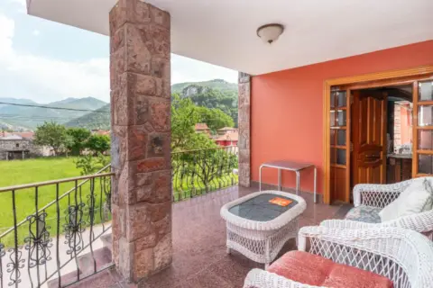 Casa en calle Pelugano-Juego Bola, nº 122