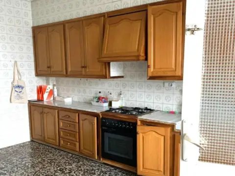 Piso en Plaza Crevillente-Juzgados