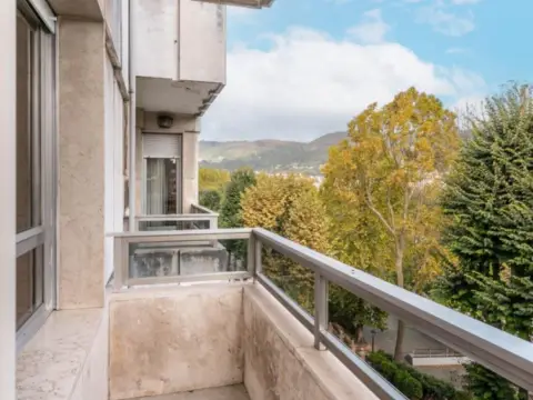 Piso en calle de Santa Susana, 27