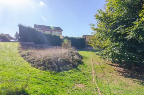 Terreno en Urbanización Soto de Llanera, 910