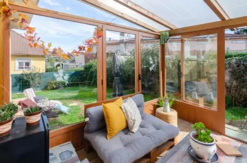 Casa en calle de la Laguna, 24