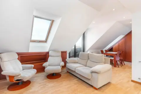 Piso en calle del Pintor Manuel Medina, 23