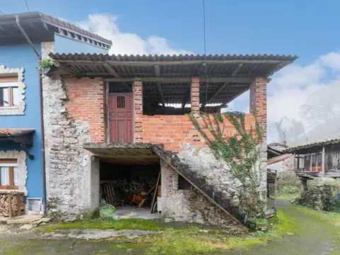Casa en calle Aballe, nº 17
