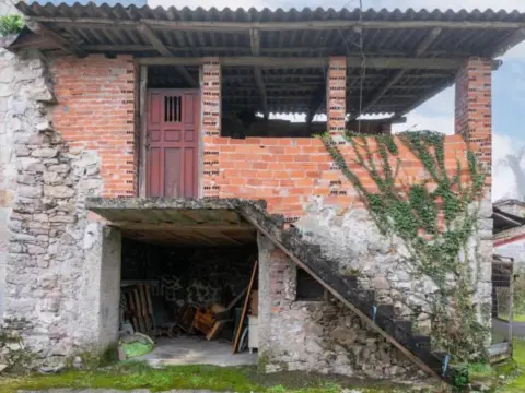 Casa en calle Aballe, nº 17